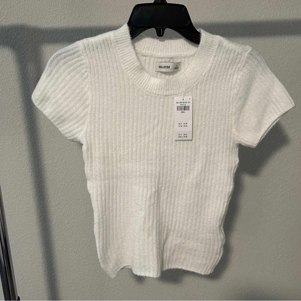 Hollister short sleeve ribbed crew sweater white Small